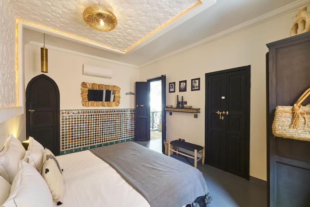 Riad Miloud En Exclusivite 10 P Au Coeur De La Medina Marrakesch Exterior foto